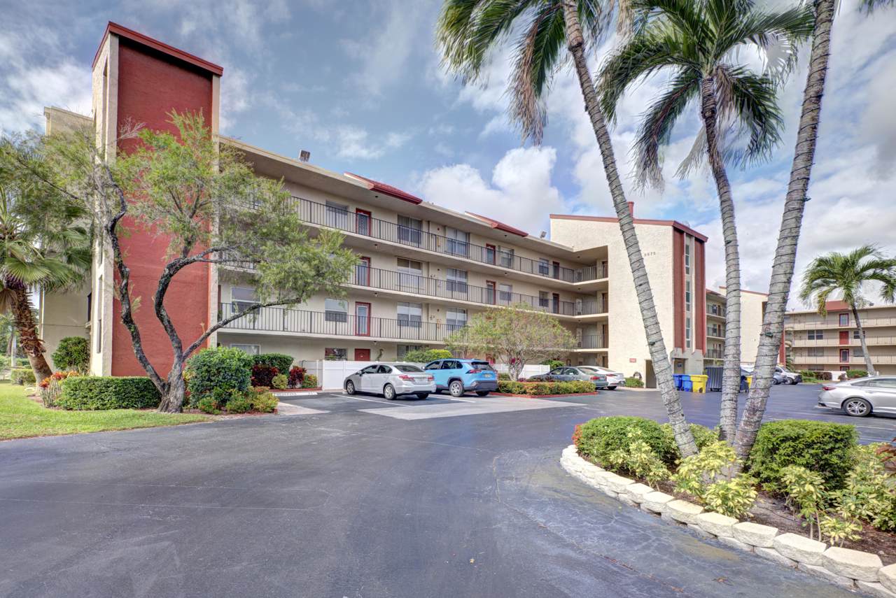 6675 Oriole Boulevard - Photo 1