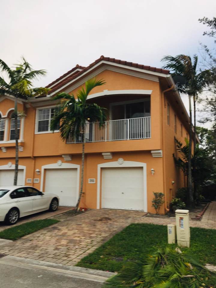 1706 Carvelle Drive - Photo 1