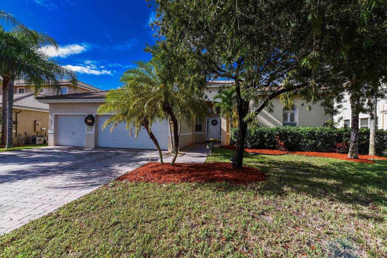 10400 Cypress Lakes Preserve Drive - Photo 1
