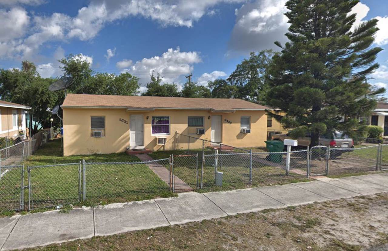 2529 79th Terrace - Photo 1