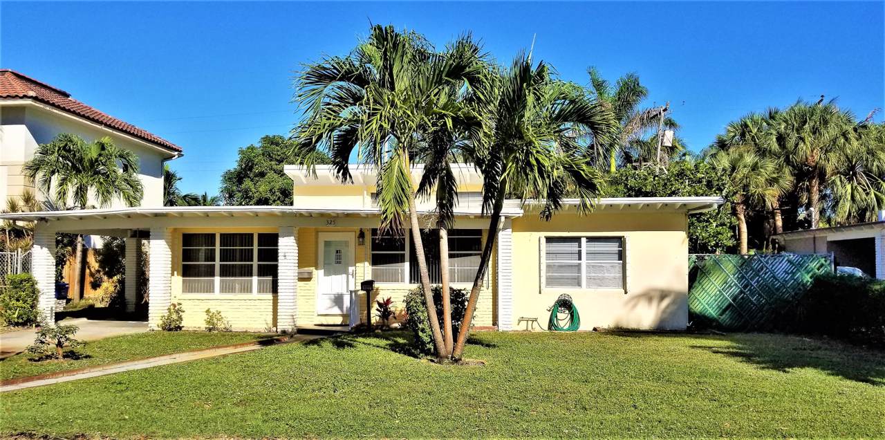 325 Rilyn Drive - Photo 1