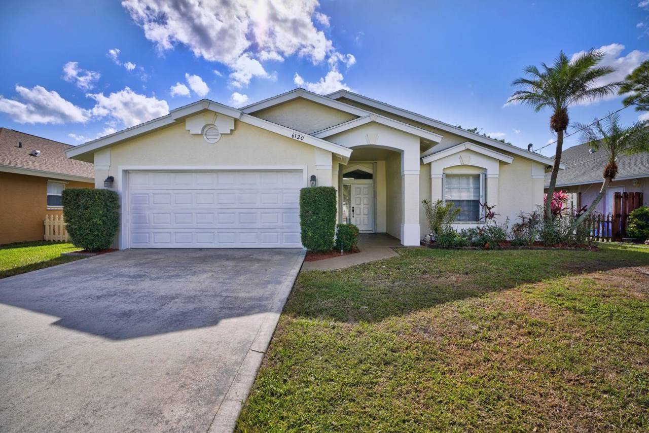 6120 Ungerer Street - Photo 1