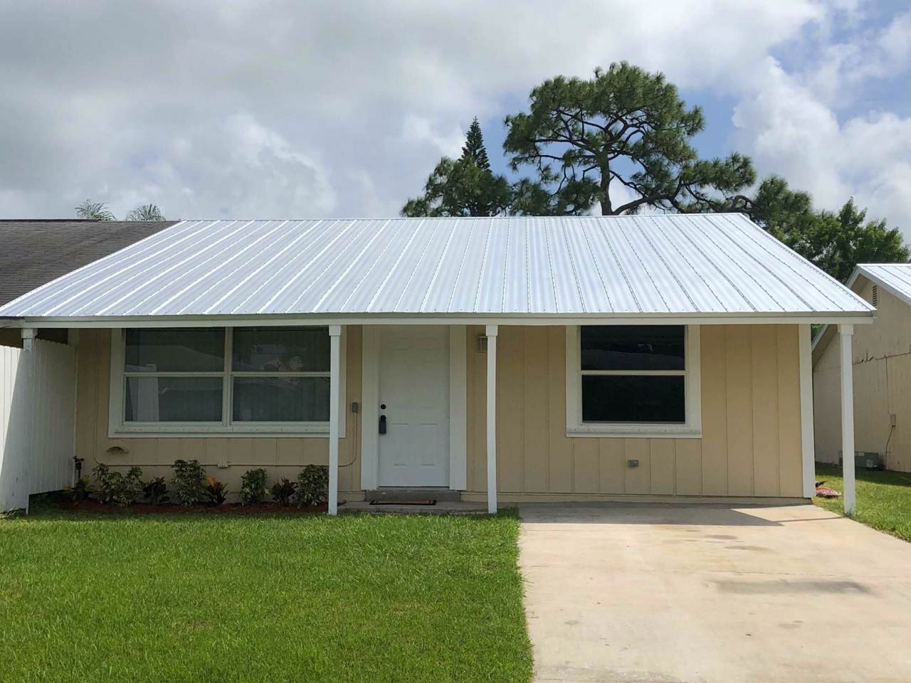 4414 Village Road - Photo 1