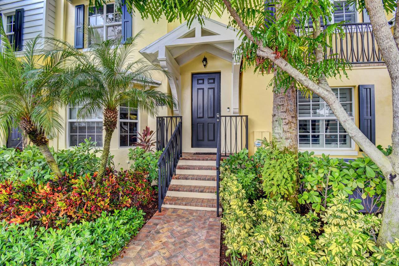 335 Flamingo Drive - Photo 1