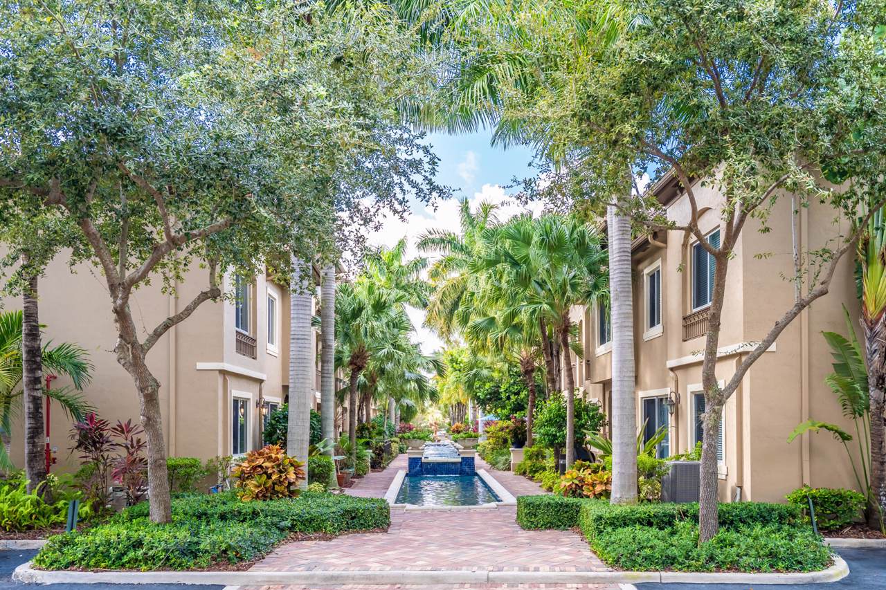 3056 Waterside Circle - Photo 1