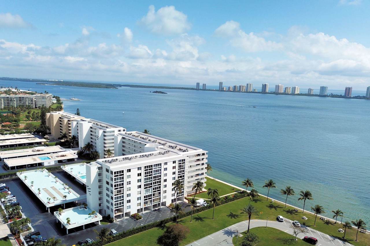 301 Lake Shore Drive - Photo 1