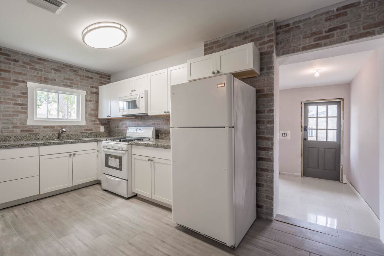 315 L Street - Photo 1