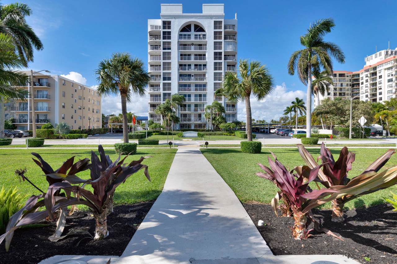 3901 Flagler Drive - Photo 1
