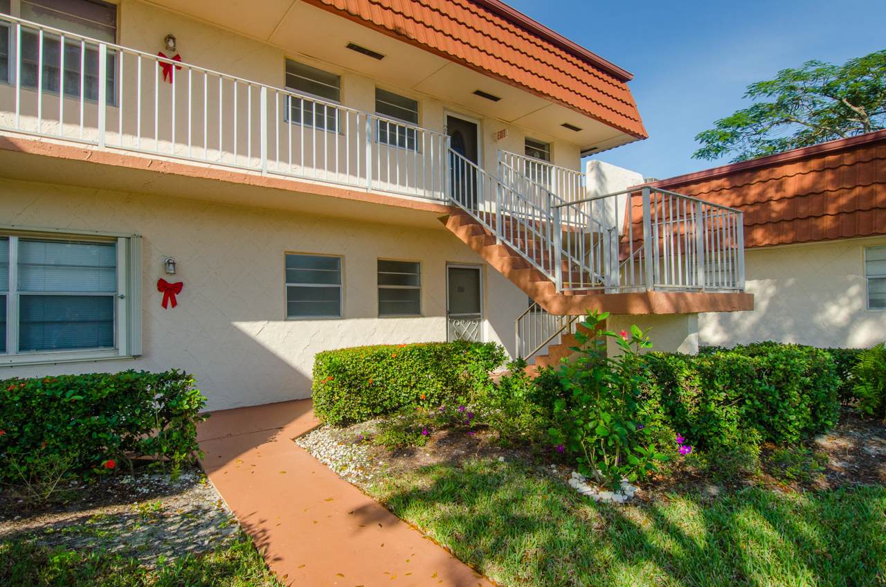 12006 Poinciana Boulevard - Photo 1