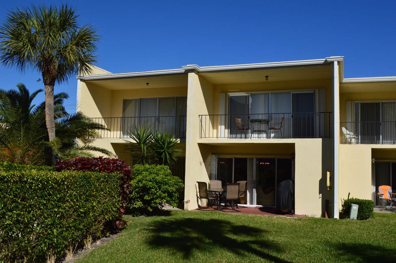 384 Golfview Road - Photo 1