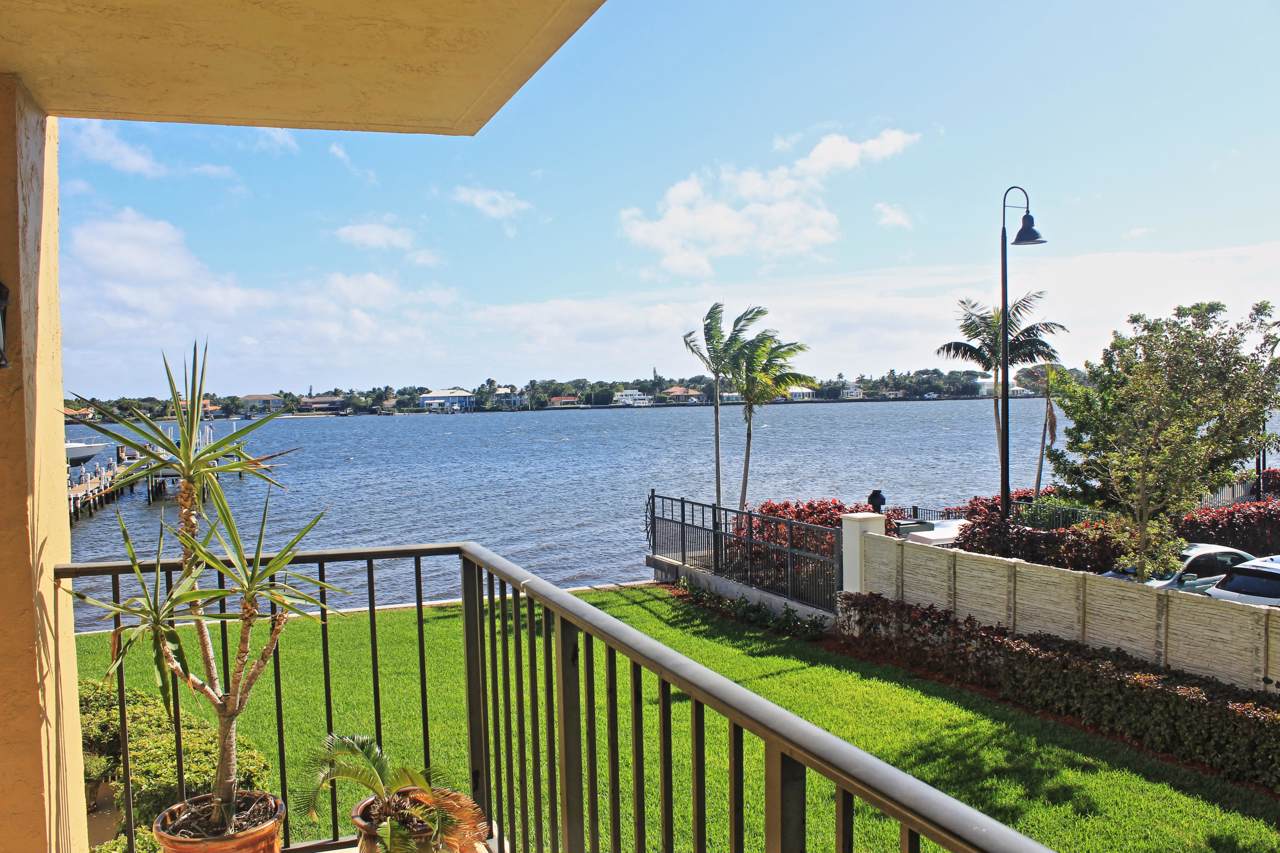 1206 Lake Drive - Photo 1