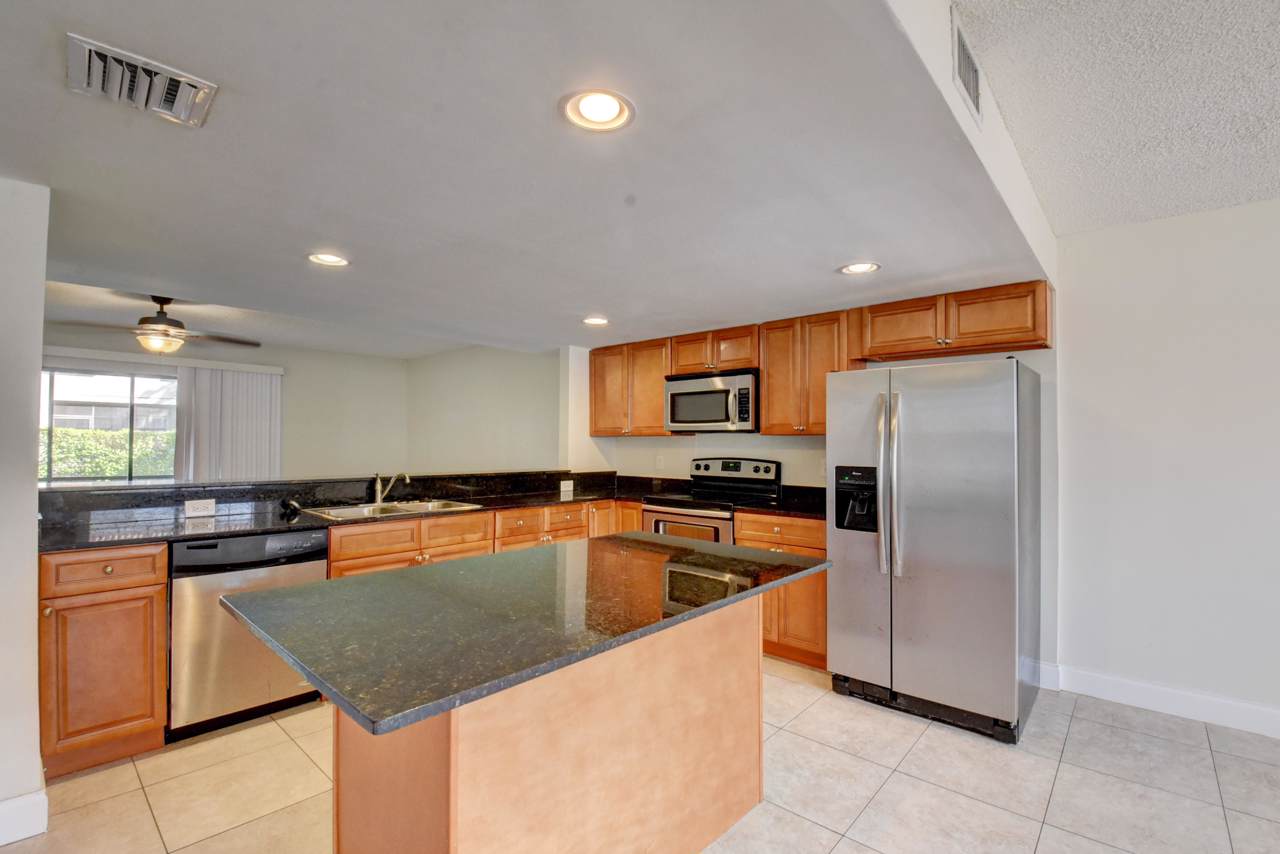 9443 42nd Street - Photo 1