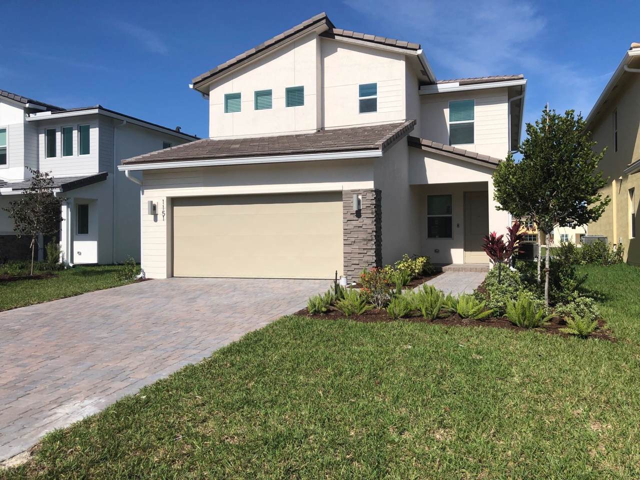 1151 Veleiros Boulevard - Photo 1