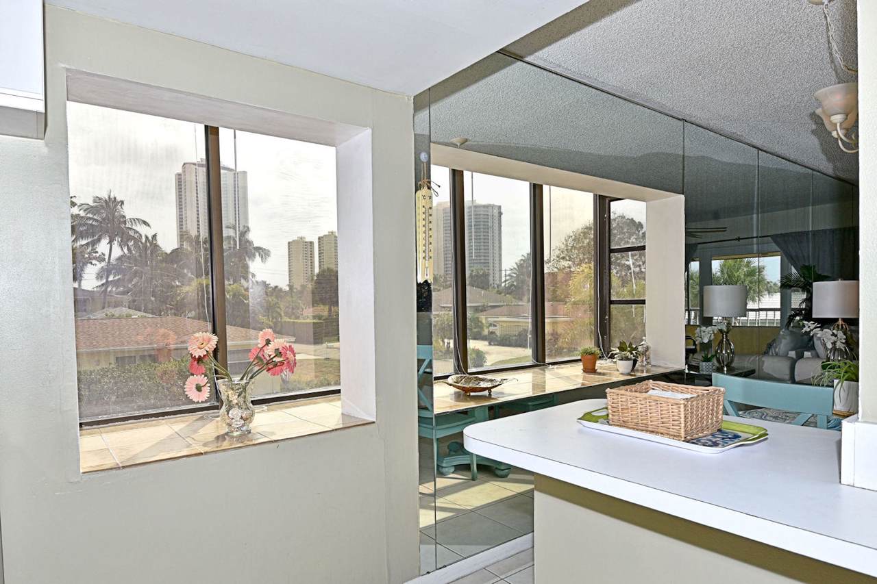 1100 Surf Road - Photo 1