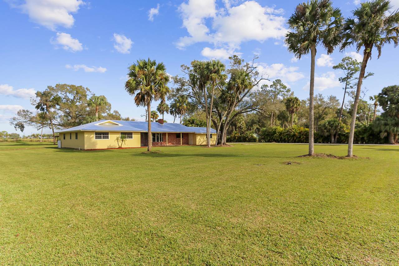 17120 Hammock Lane - Photo 1