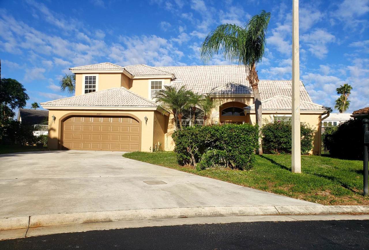 2025 White Coral Court - Photo 1