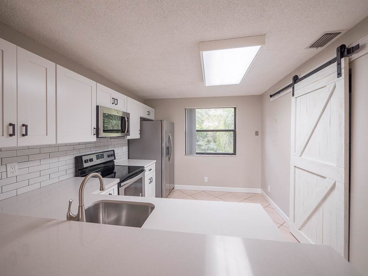 10141 Sunrise Boulevard - Photo 1
