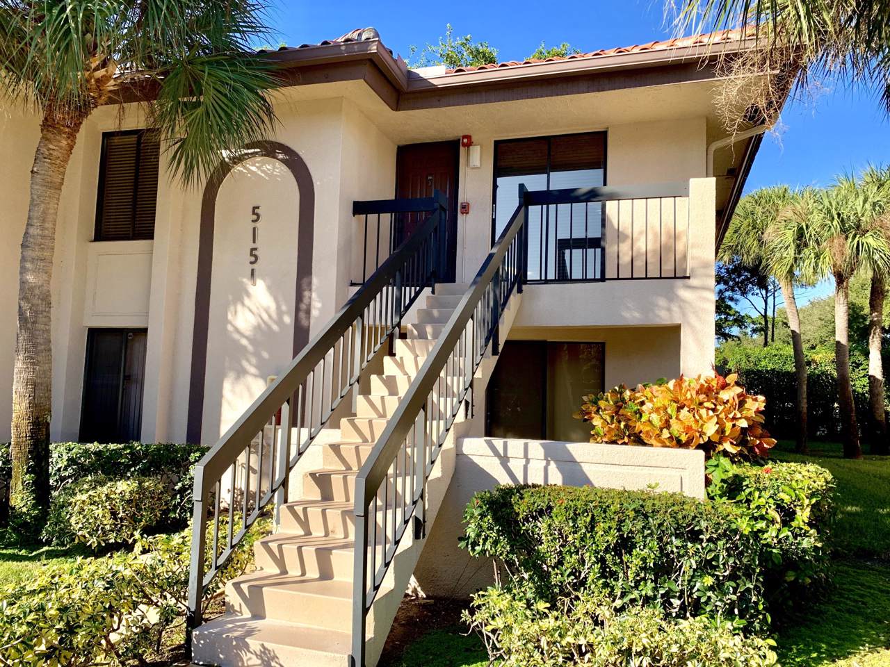 5151 West Club Circle - Photo 1