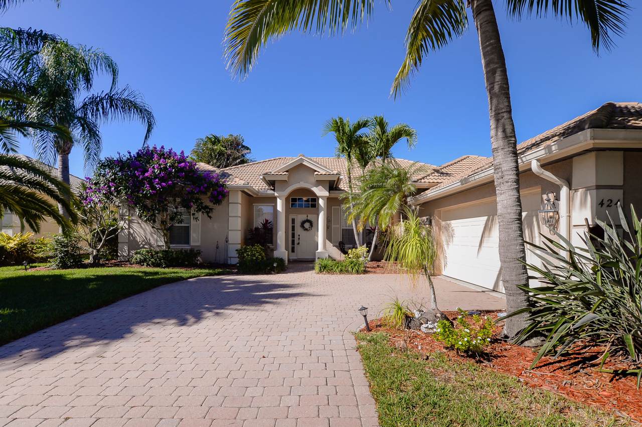 424 Dover Court - Photo 1