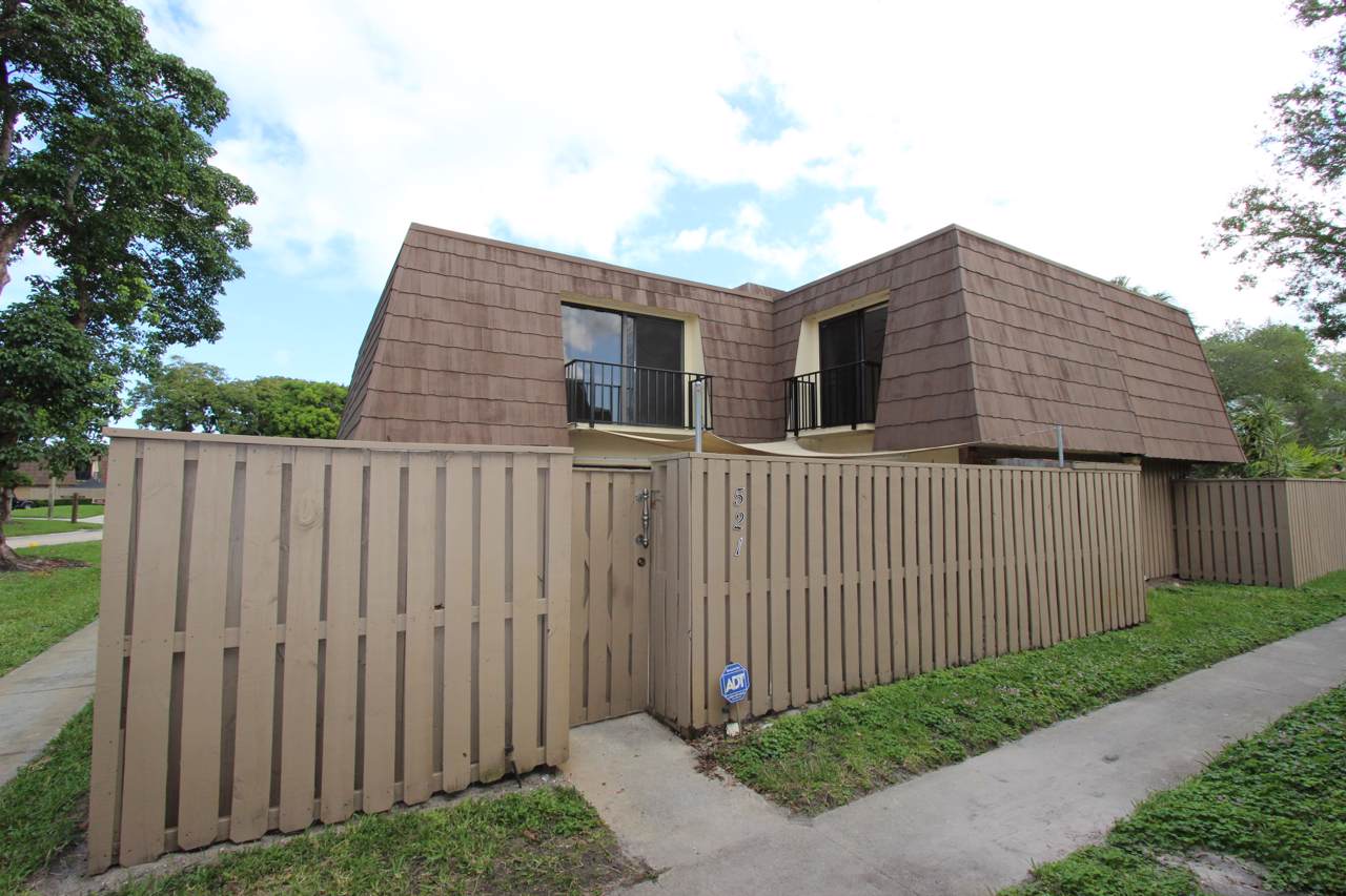 521 5th Court - Photo 1