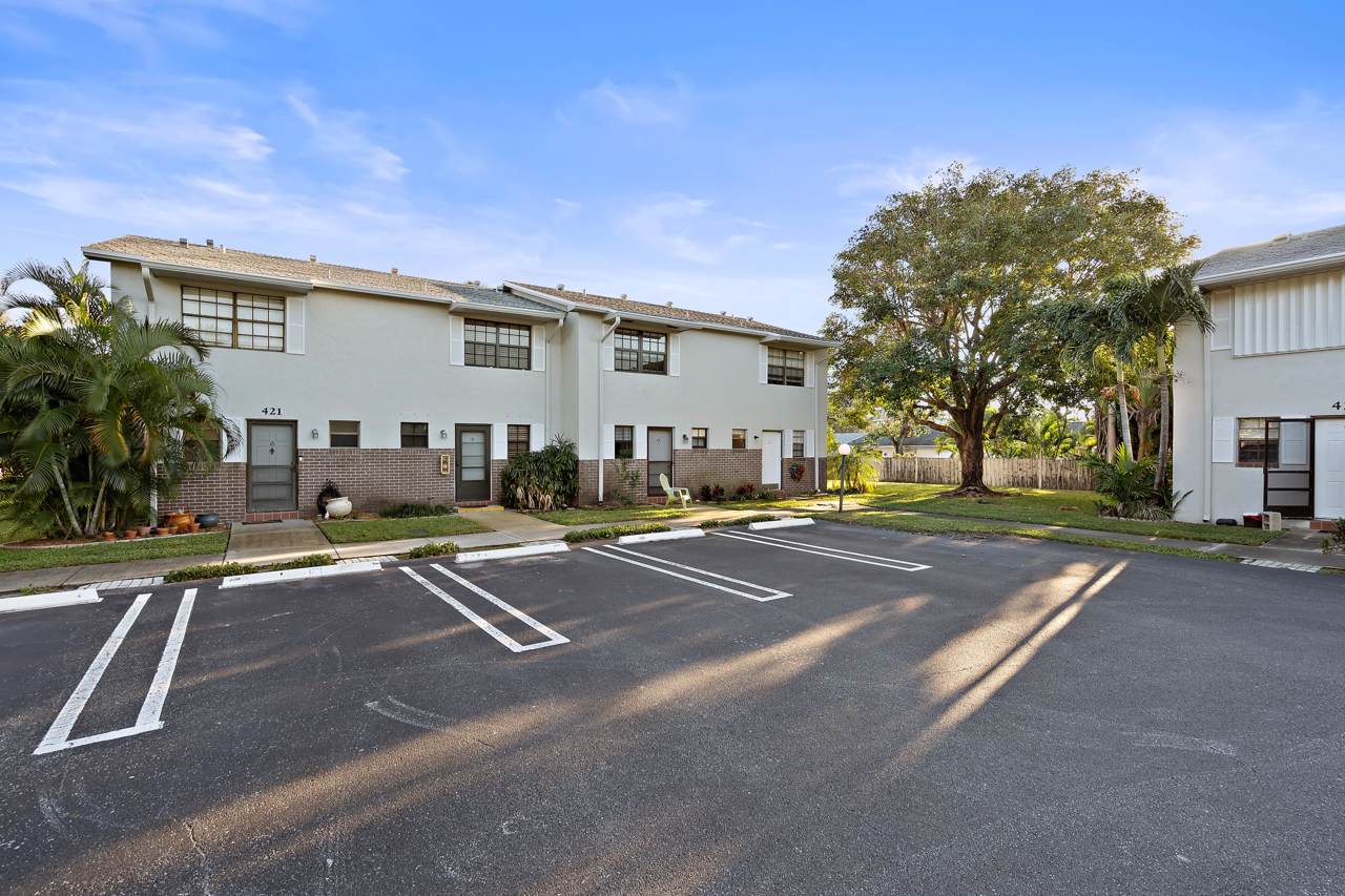 421 Cypress Drive - Photo 1