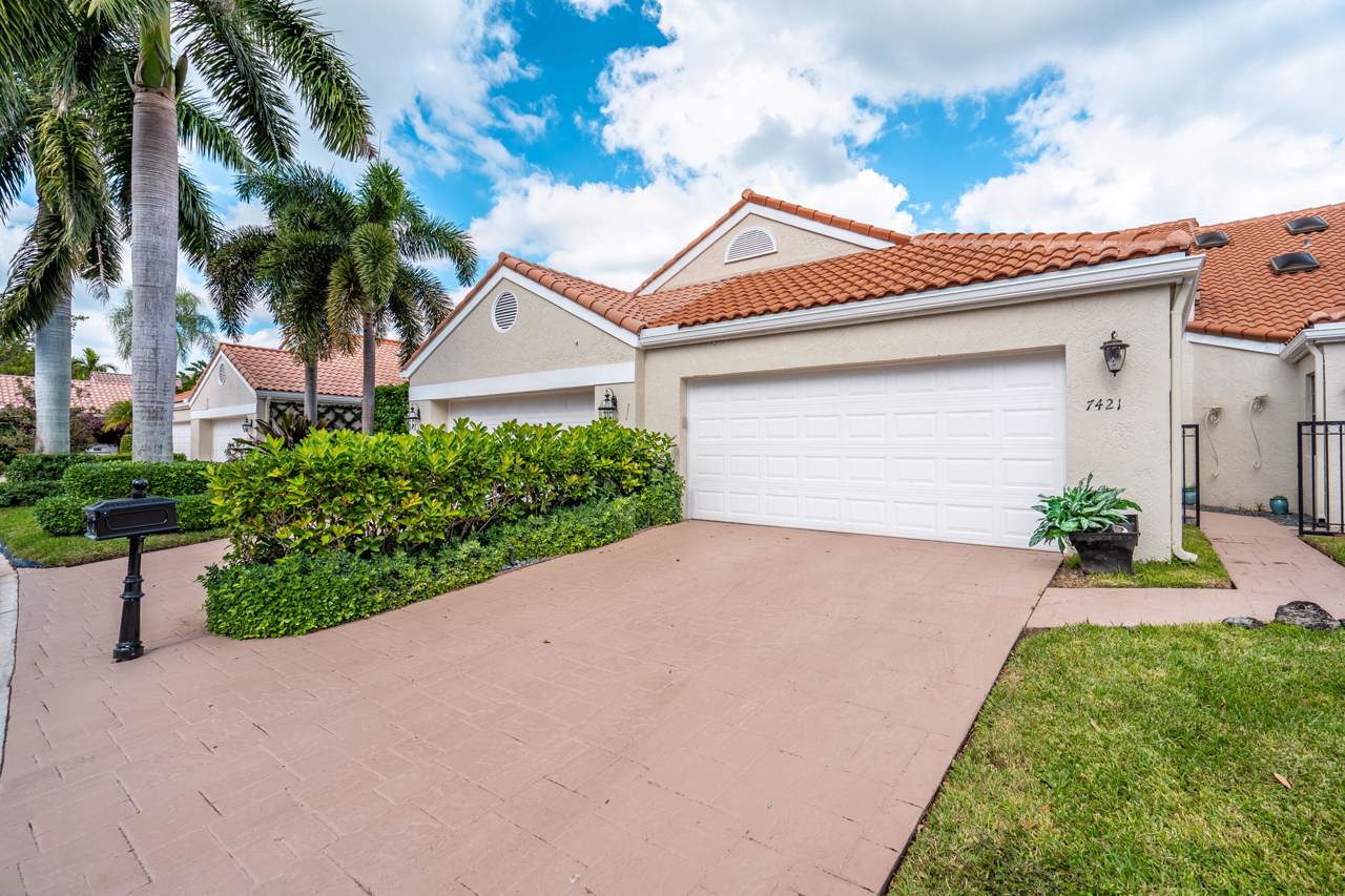 7421 Campo Florido - Photo 1