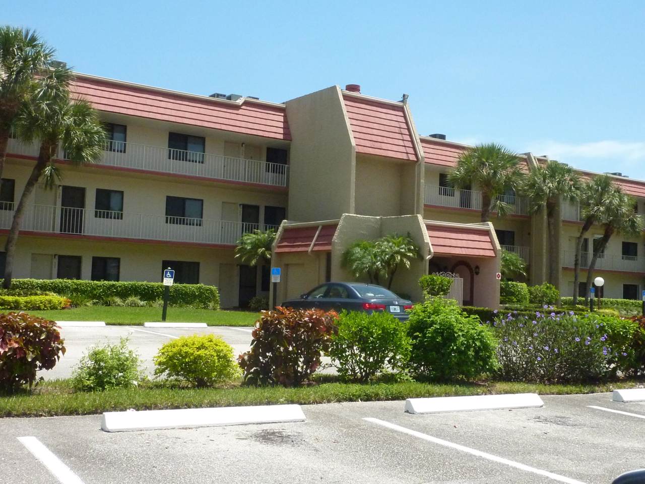 4100 Tivoli Court - Photo 1