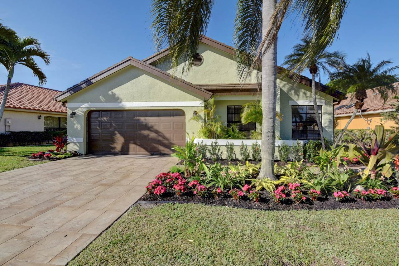 11156 Clover Leaf Circle - Photo 1