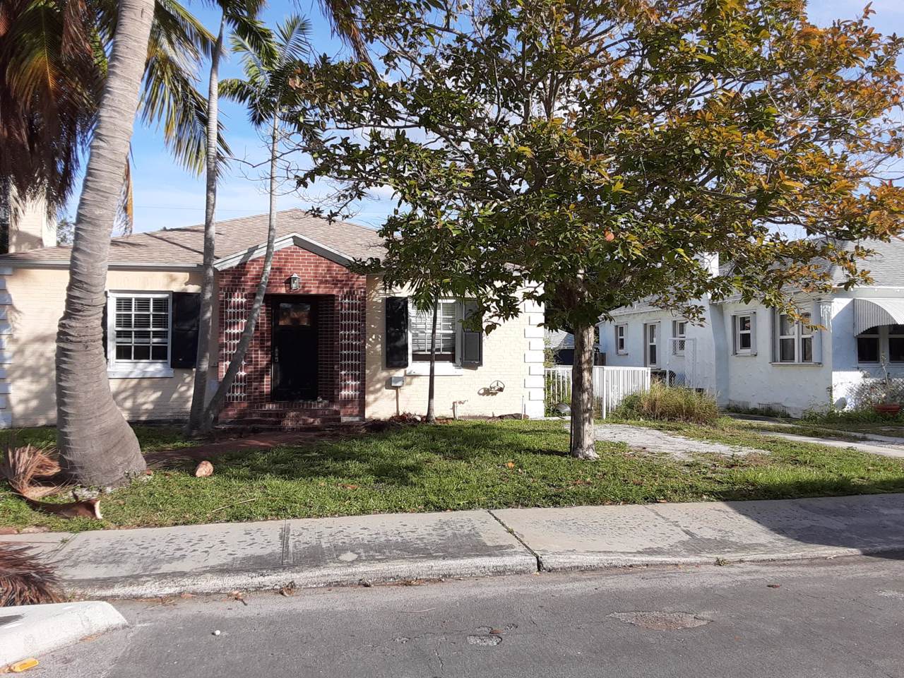 402 Ocean Breeze - Photo 1