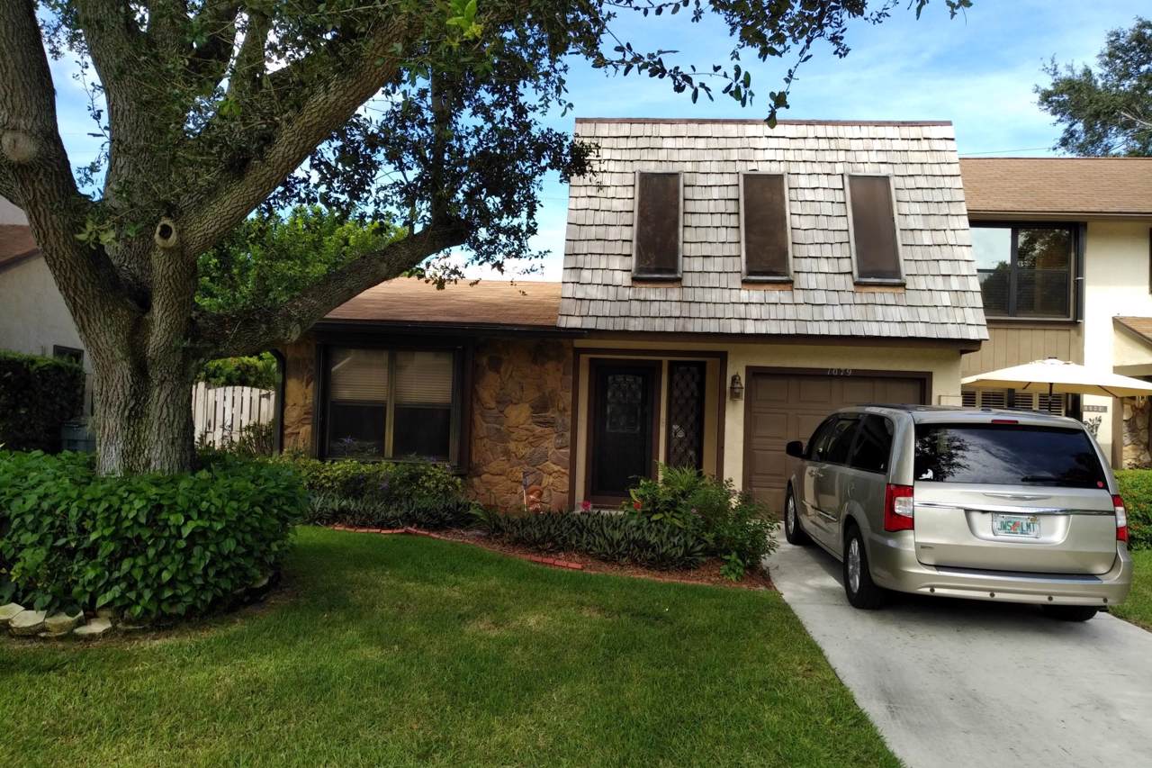 1079 Raintree Lane - Photo 1