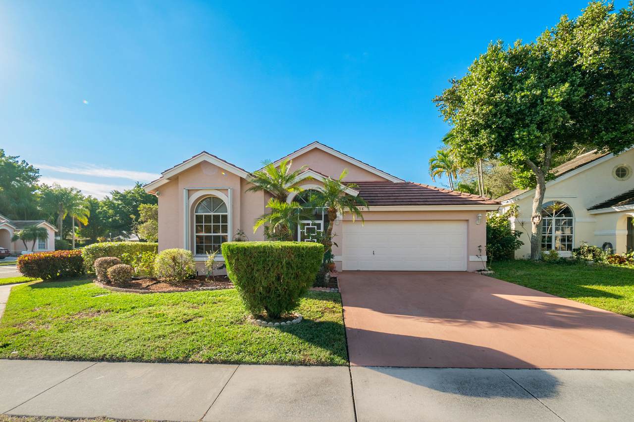 7436 Ashley Shores Circle - Photo 1