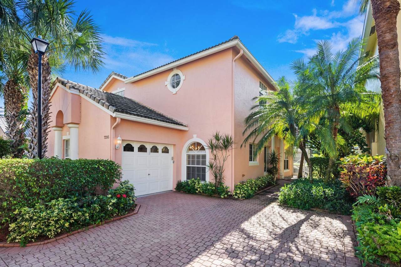 7295 Panache Way - Photo 1