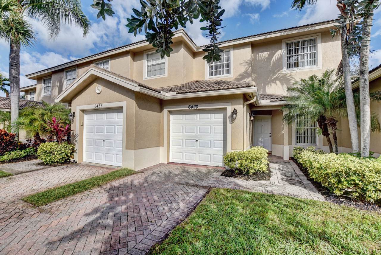 6420 Park Lake Circle - Photo 1