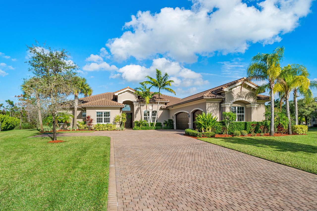 7918 Arbor Crest Way - Photo 1
