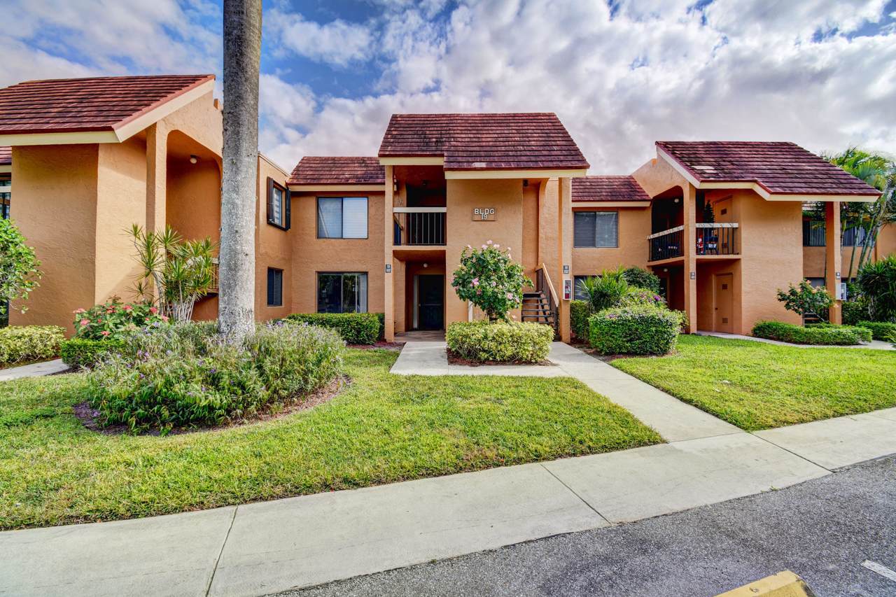 11262 Green Lake Drive - Photo 1