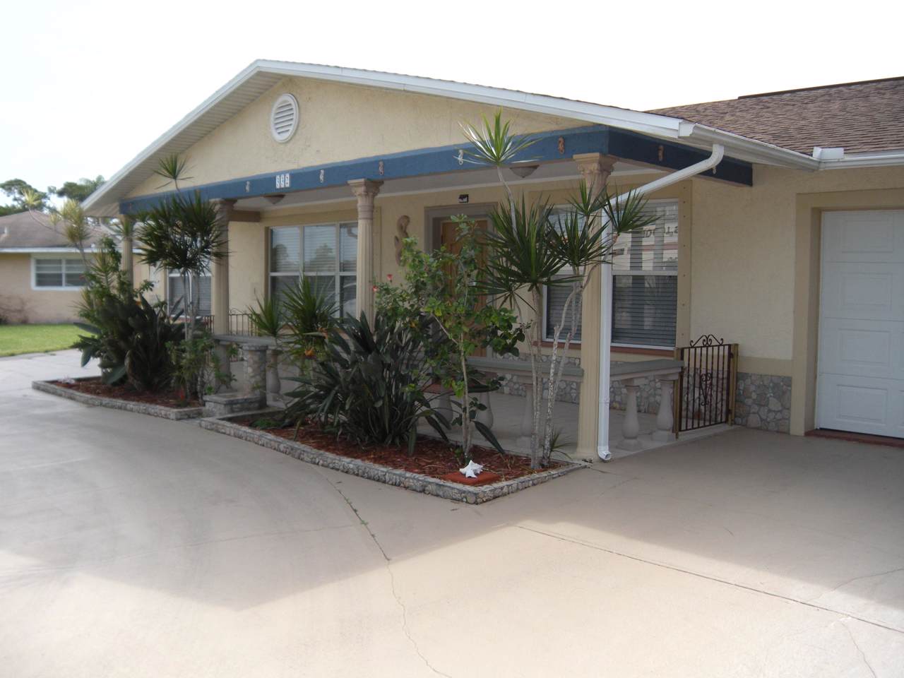 332 Prima Vista Boulevard - Photo 1 332 Prima Vista Boulevard - Photo 1