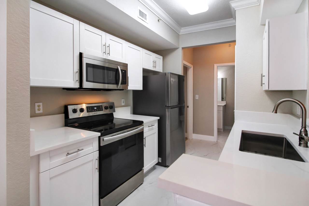 15175 Michelangelo Blvd - Photo 1