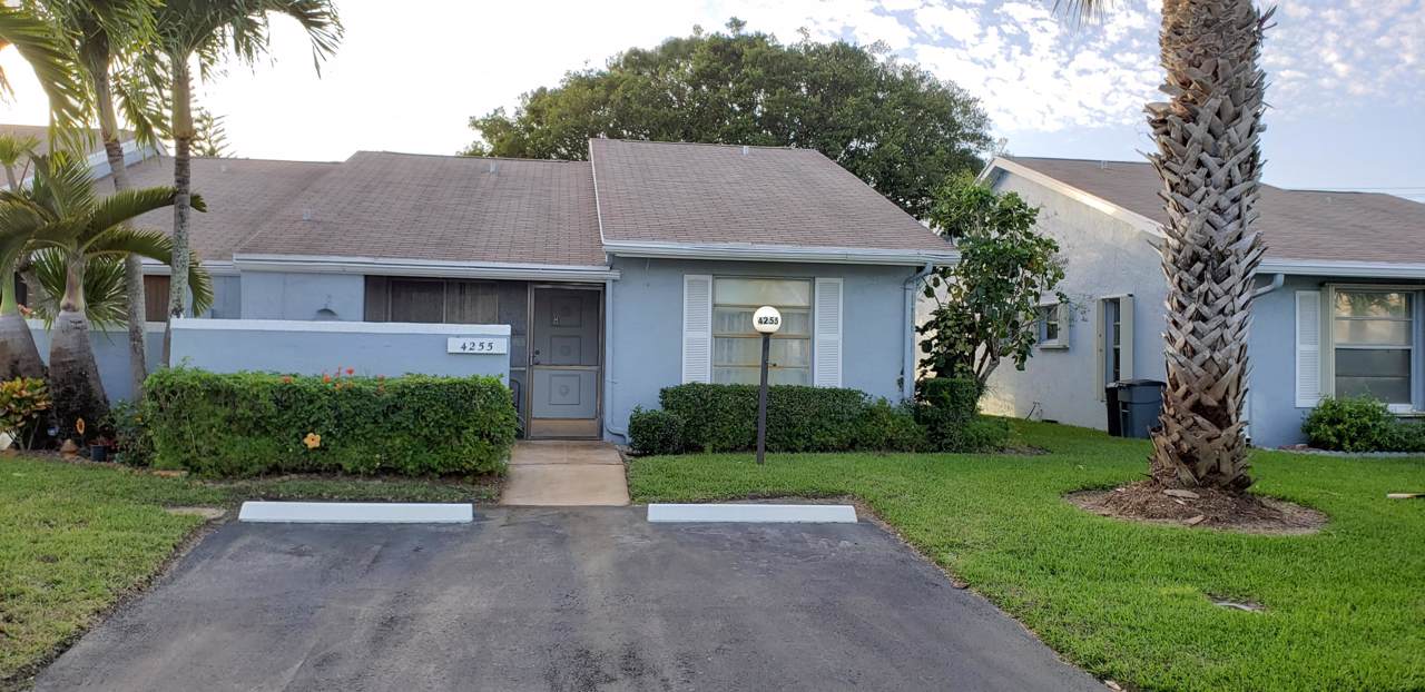 4255 Lucerne Villas Lane - Photo 1