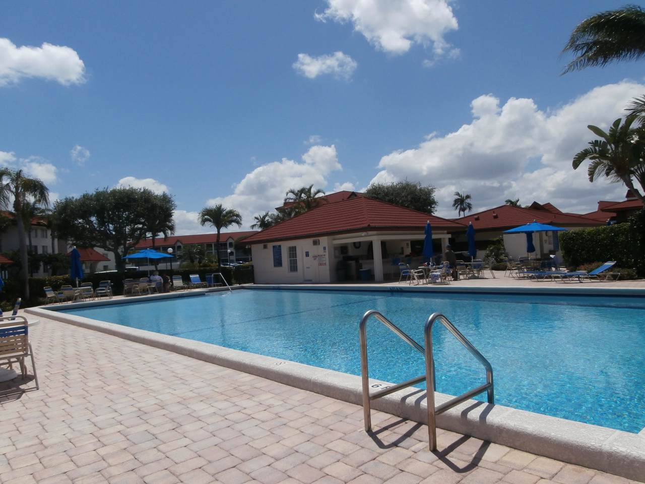 104 Half Moon Circle - Photo 1