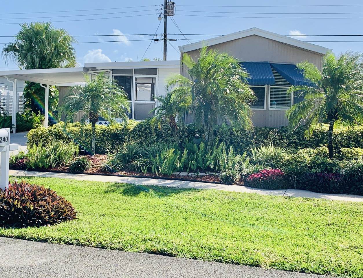 4240 Meadow View Drive - Photo 1