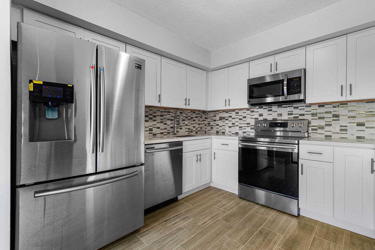 1596 Shaker Circle - Photo 1