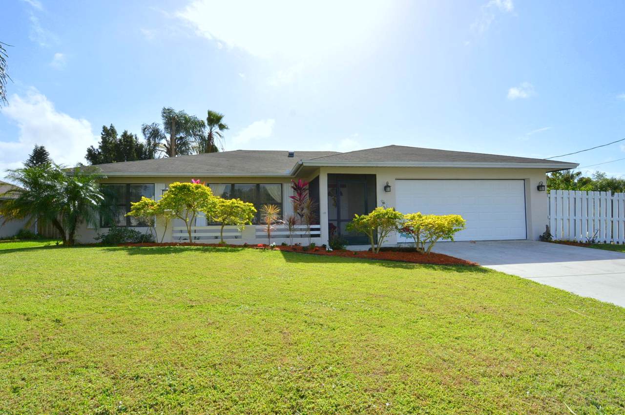 244 Essex Drive - Photo 1
