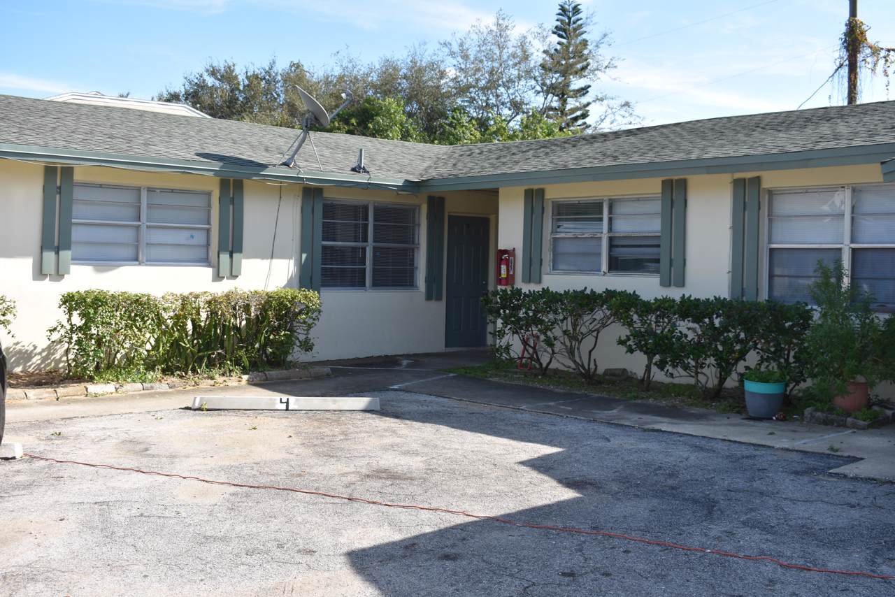 207 Southland Drive - Photo 1