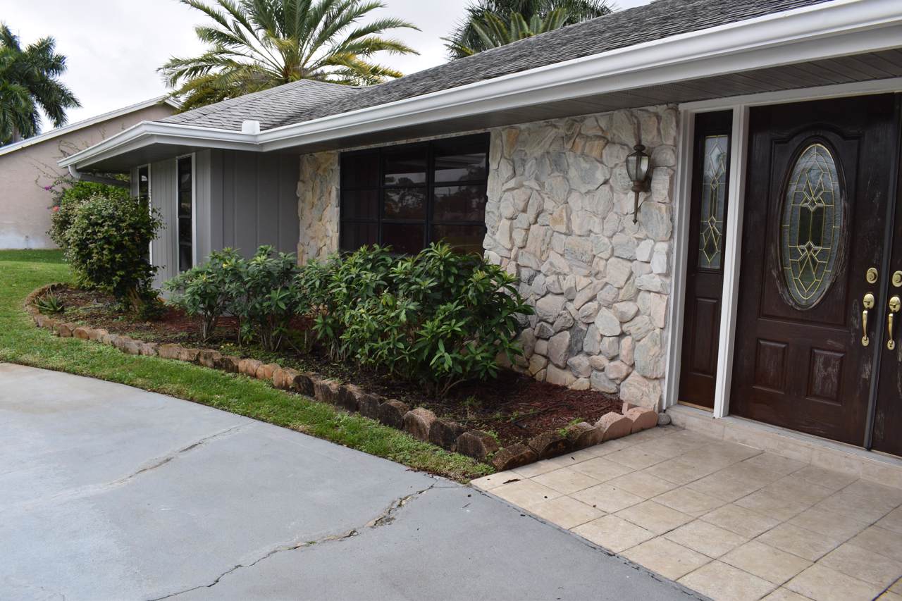 2150 Pyramid Road - Photo 1