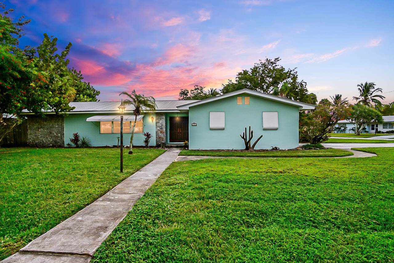 1903 Mimosa Avenue - Photo 1
