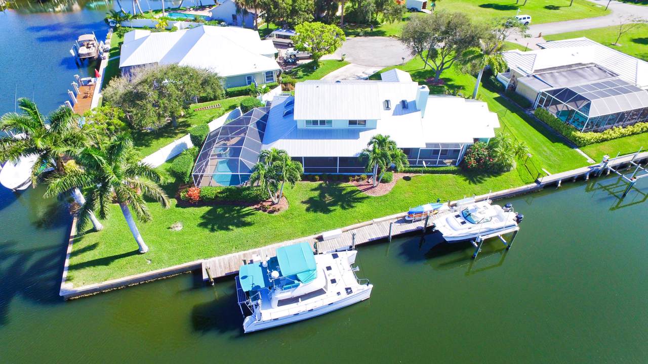 123 Queen Ann Court - Photo 1