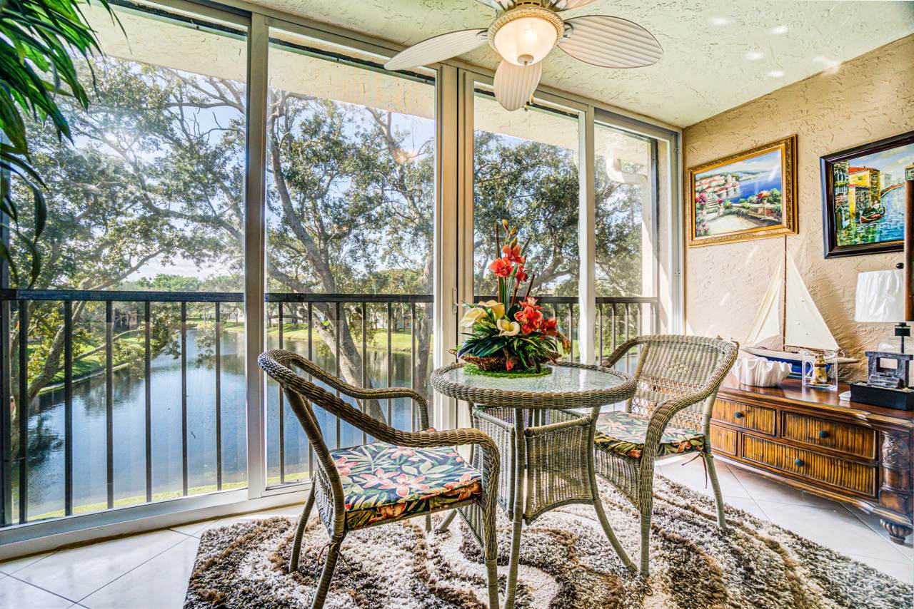 15461 Pembridge Drive - Photo 1