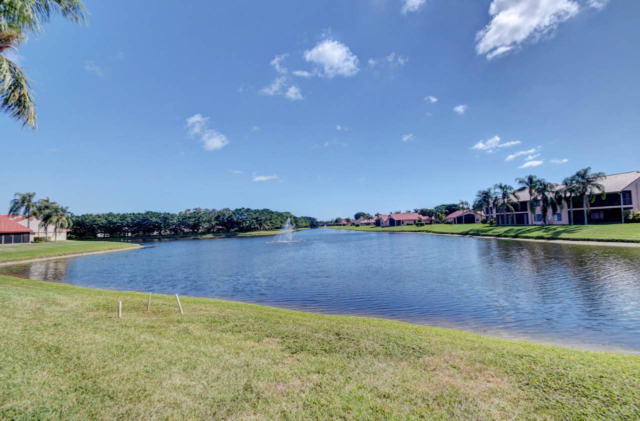 7797 Lexington Club Boulevard - Photo 1