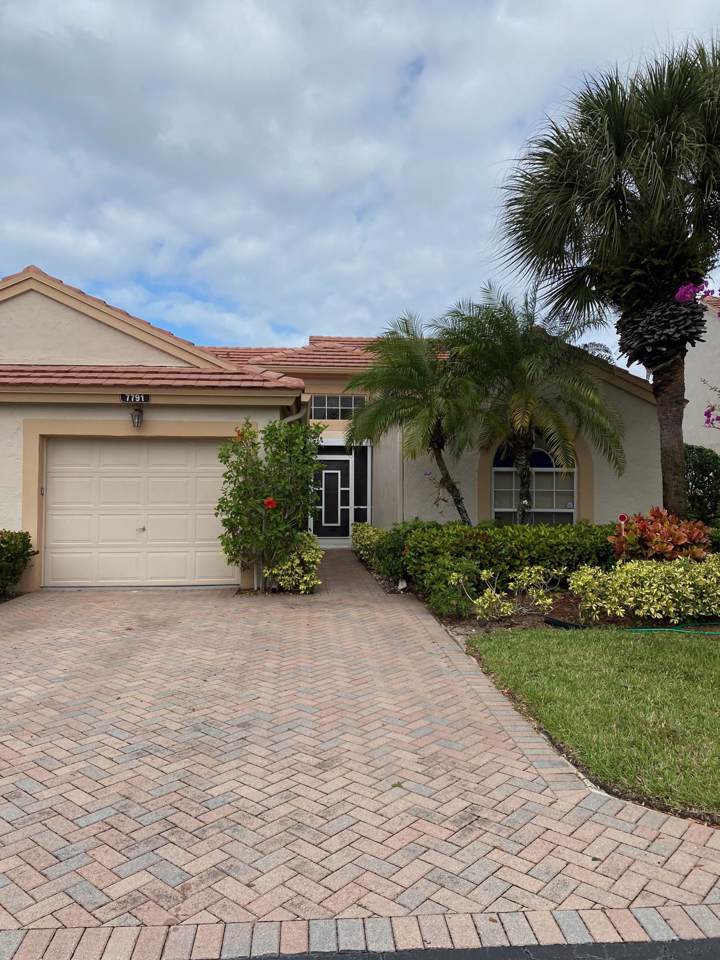 7791 Silver Lake Drive - Photo 1