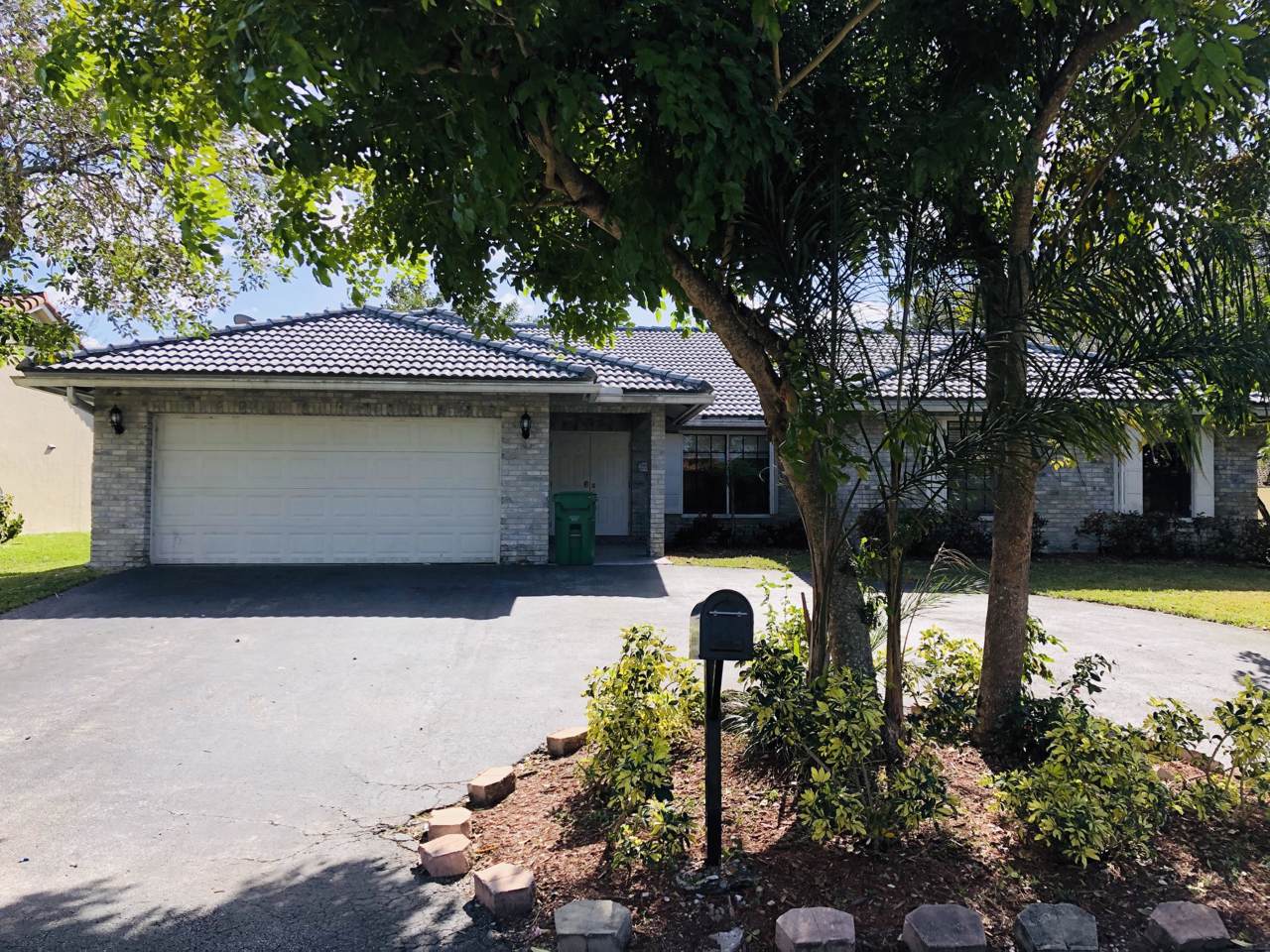 9800 47th Drive - Photo 1